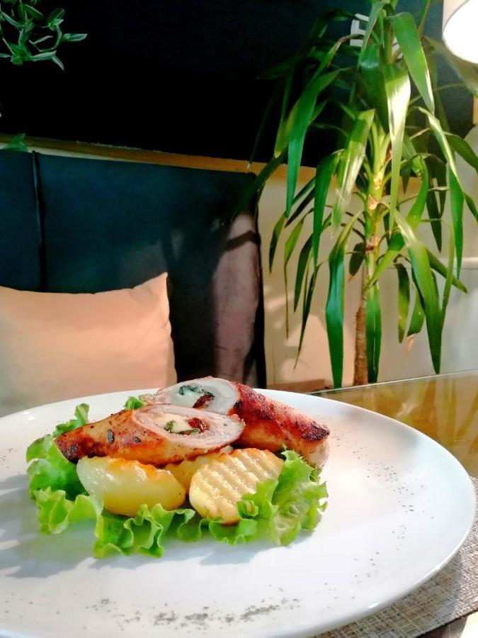 Gala-Garden Hotel บิโตลา ภายนอก รูปภาพ