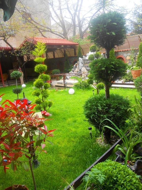 Gala-Garden Hotel บิโตลา ภายนอก รูปภาพ