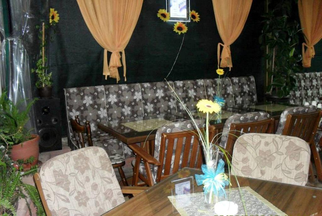 Gala-Garden Hotel บิโตลา ภายนอก รูปภาพ