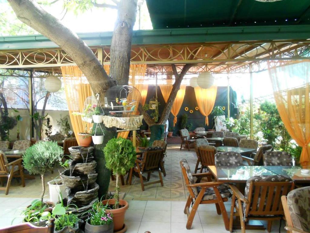Gala-Garden Hotel บิโตลา ภายนอก รูปภาพ